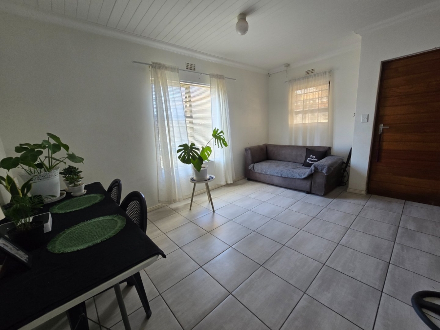 2 Bedroom Property for Sale in Westridge Western Cape